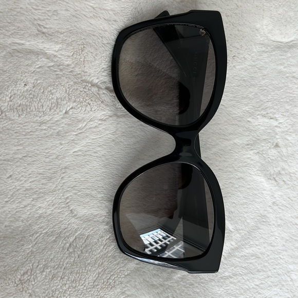 ❌ SOLD Authentic gucci sunglasses - Picture 4 of 8